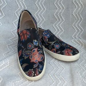 Naturalizer Marianne Floral Slip On Sneakers